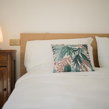 Casa Silvia - Central - Terrace - Wifi Bordighera Ngoại thất bức ảnh