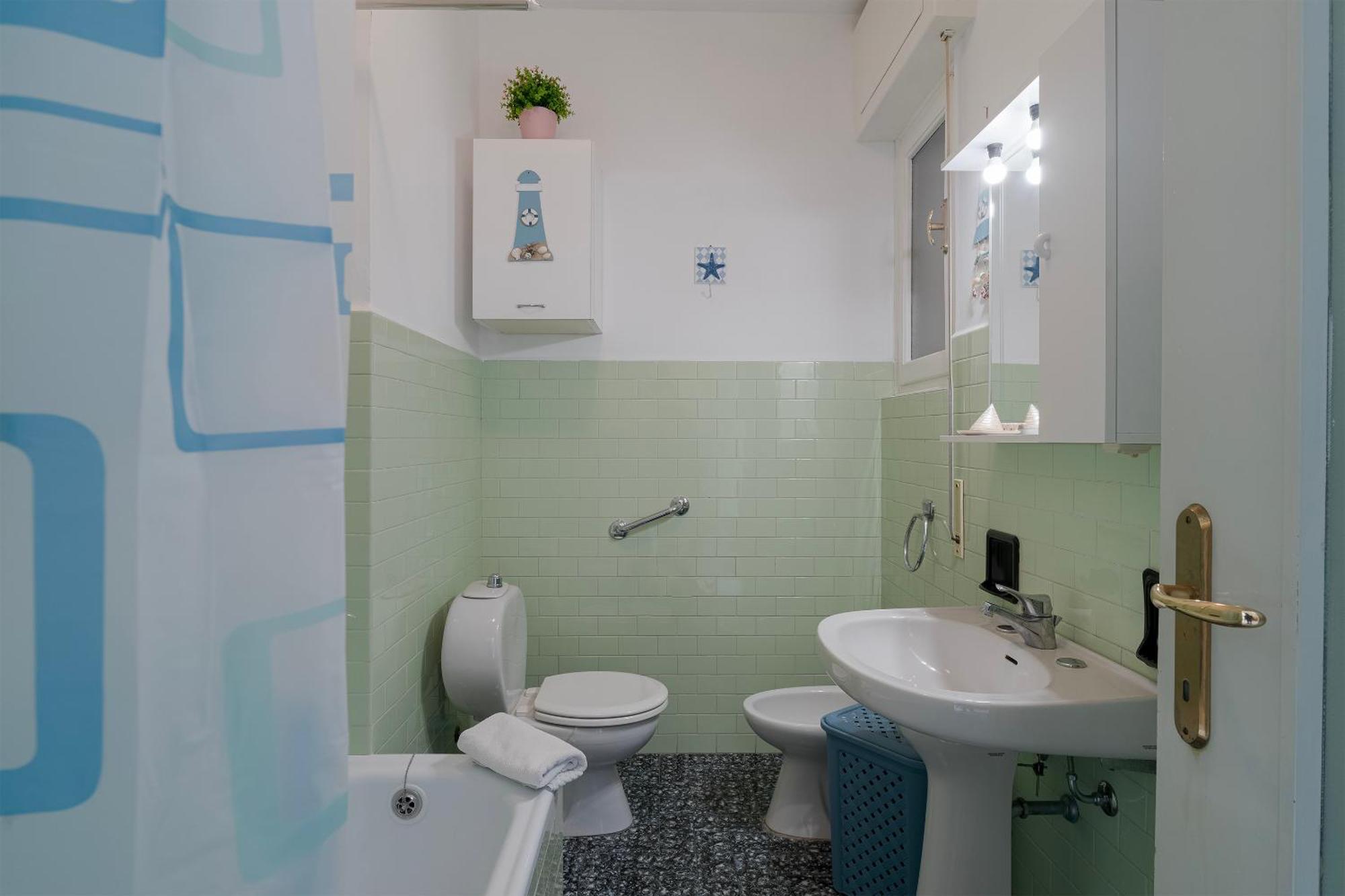 Casa Silvia - Central - Terrace - Wifi Bordighera Ngoại thất bức ảnh