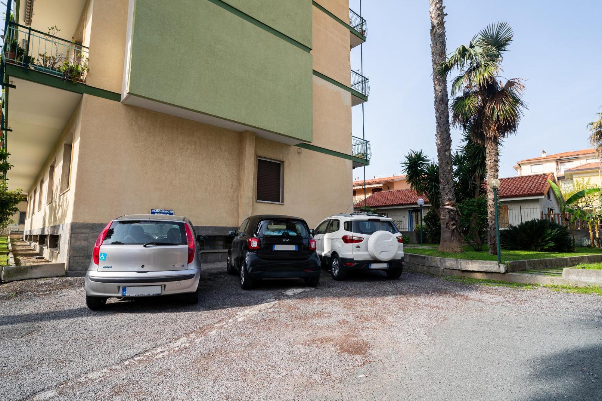 Casa Silvia - Central - Terrace - Wifi Bordighera Ngoại thất bức ảnh